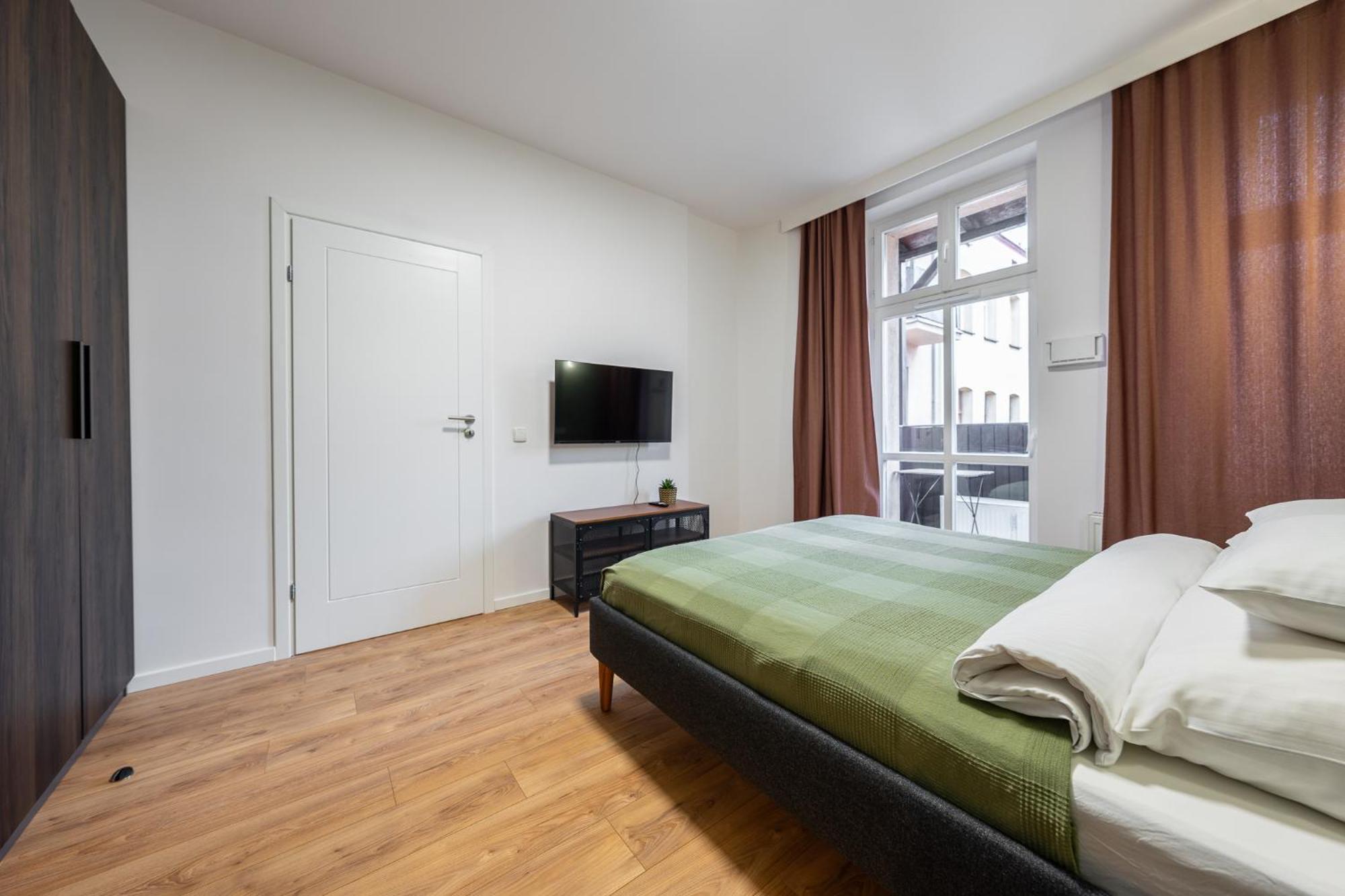 Apartamenty Tespis - Historic House Next To The Cathedral In The City Centre Katowice Exterior foto