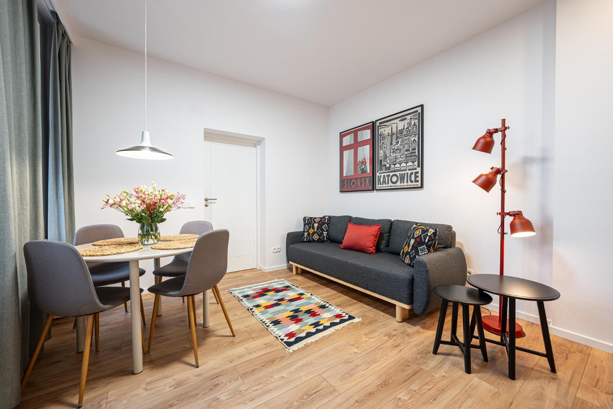Apartamenty Tespis - Historic House Next To The Cathedral In The City Centre Katowice Exterior foto